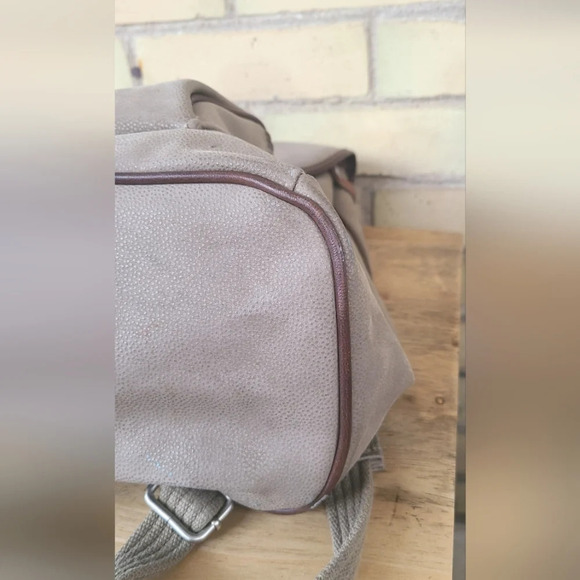 Vintage Eddie Bauer Leather Backpack - Picture 9 of 13